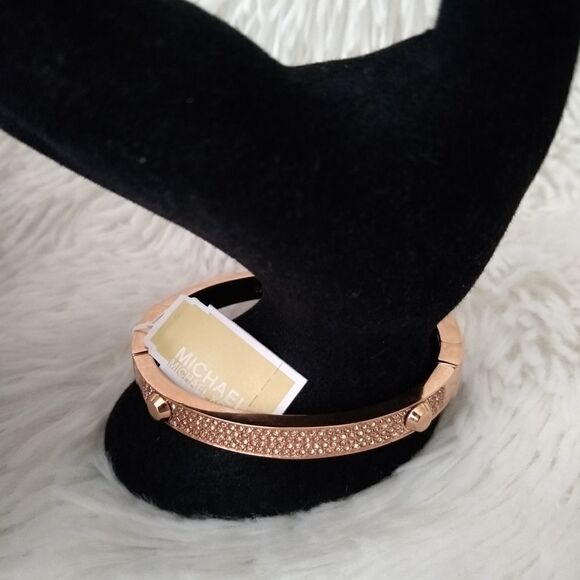 MICHAEL Michael Kors Rose Gold Bracelet - Picture 1 of 7